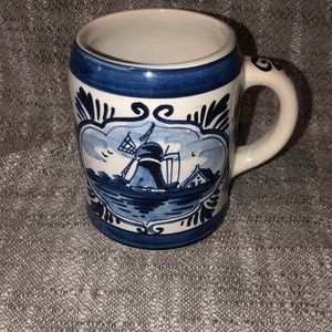 Delfts handwerk mug. Perfect condition.
